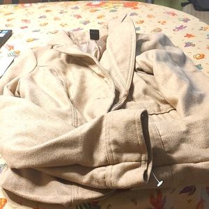 Beautiful blazer stylish but comfortable